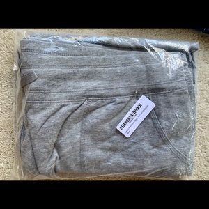 Danskin Now Plus Capris